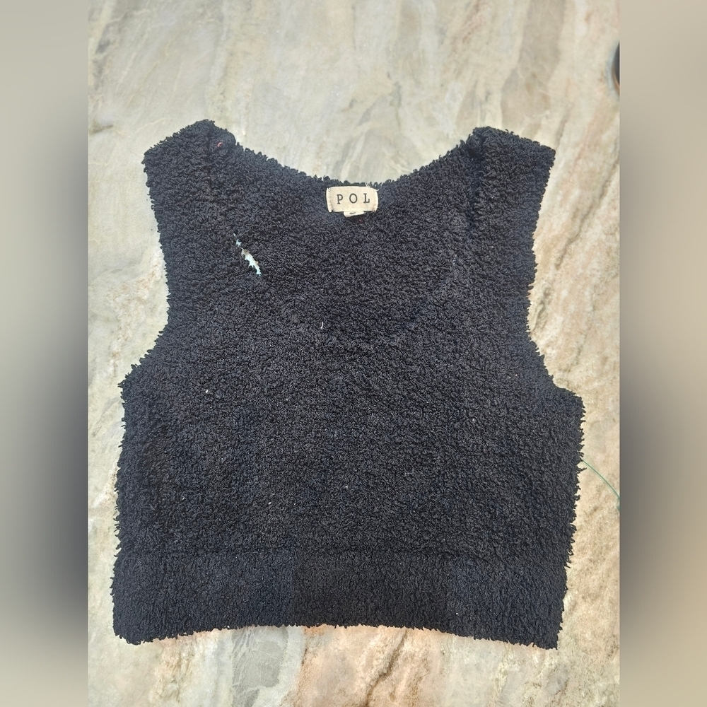 POL Black Fuzzy Cropped Tank Top Women’s Small Soft Textured Sleeveless